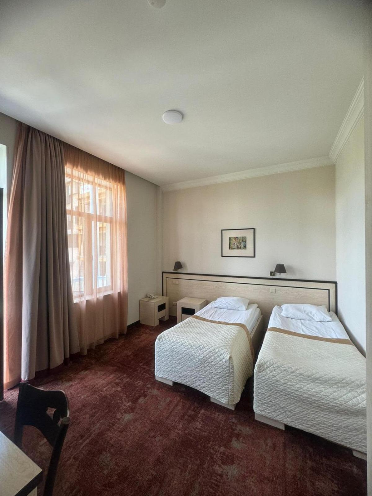 Hotel Beka Palace Тбилиси Экстерьер фото