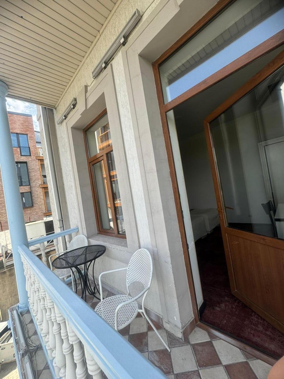 Hotel Beka Palace Тбилиси Экстерьер фото
