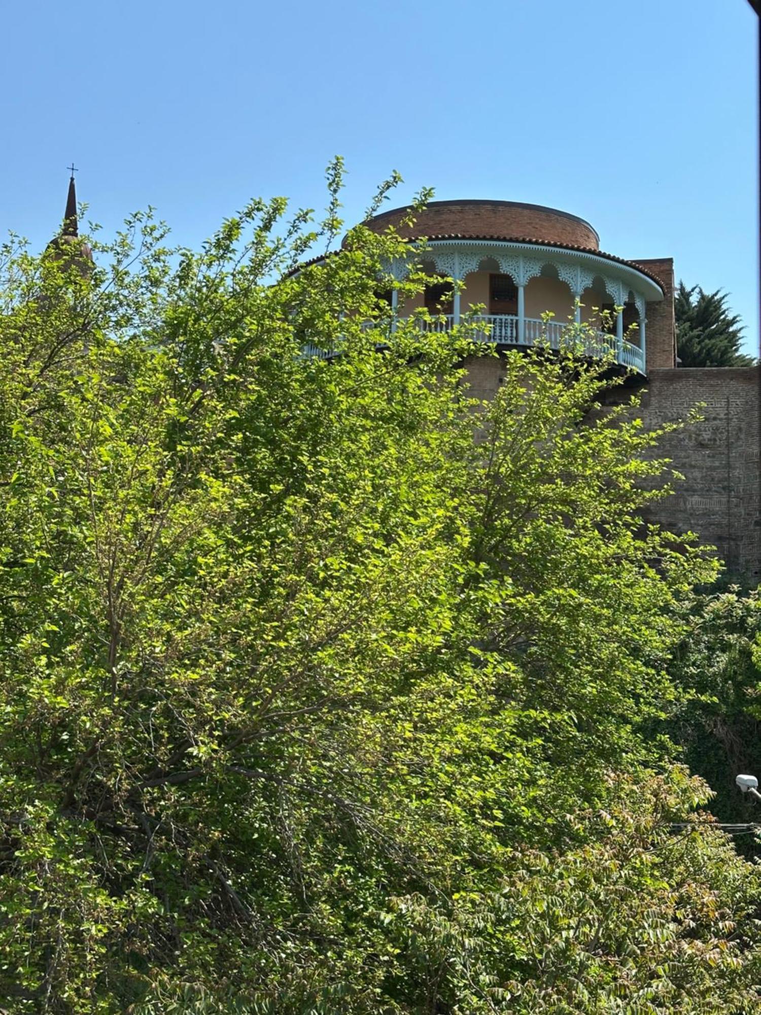 Hotel Beka Palace Тбилиси Экстерьер фото
